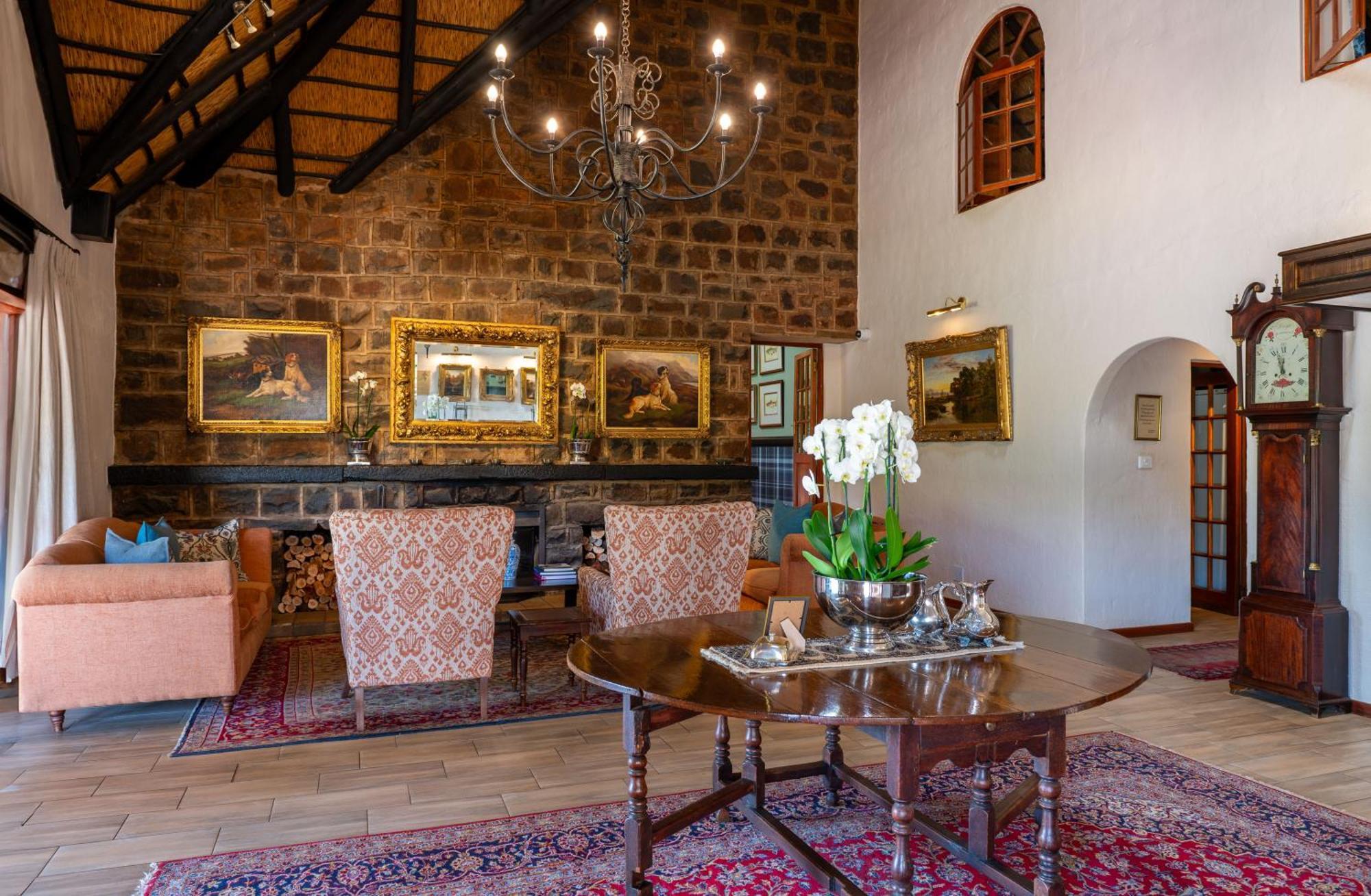 Walkersons Hotel & Spa Dullstroom Exterior foto